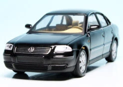 Schuco VW Passat Limousine (2000) "Volkswagen Werbemodell" 9 Schuco VW Passat Limousine (2000) "Volkswagen Werbemodell" -Schuco 902105 schuco vw passat limousine 2000 volkswagen werbemodell 2