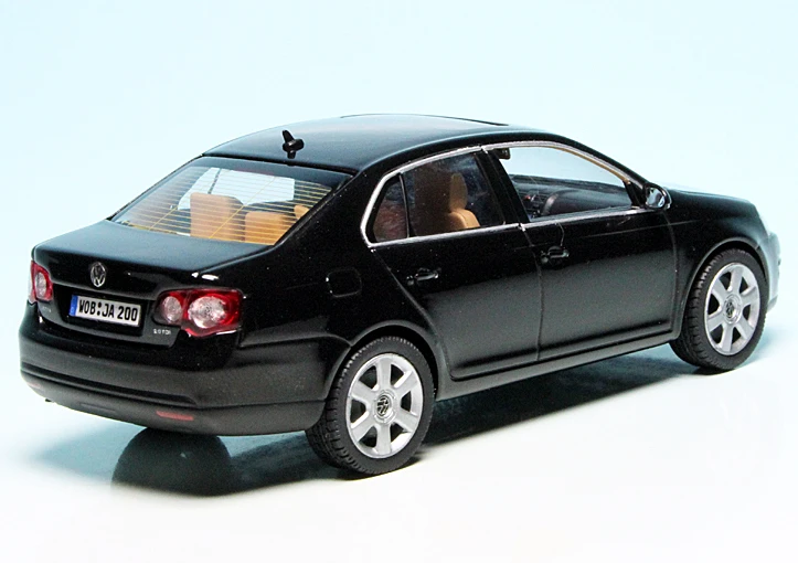 Schuco VW Jetta V (2005) "Volkswagen Werbemodell" 2 Schuco VW Jetta V (2005) "Volkswagen Werbemodell" – Bild 2