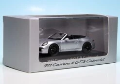 Schuco Porsche 911 Carrera 4 GTS Cabriolet (991) (2014) "Porsche Werbemodell" -Schuco 903025 Schuco Porsche 911 Carrera 4 GTS Cabriolet 991 2014 Porsche Werbemodell z7
