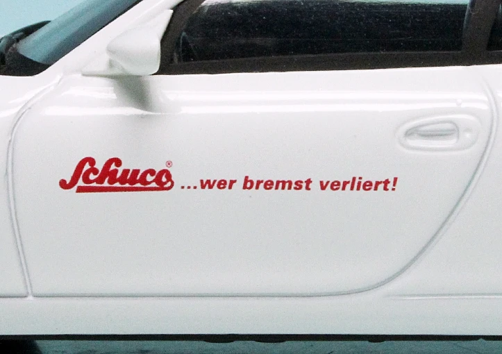 Schuco Porsche 911 Carrera Coupé (996/1) (1997) "Schuco... Wer Bremst Verliert" 5 Schuco Porsche 911 Carrera Coupé (996/1) (1997) "Schuco... Wer Bremst Verliert" – Bild 5