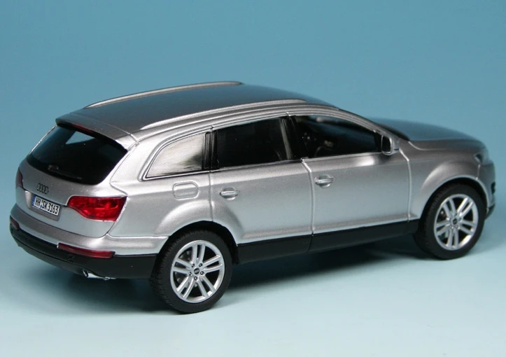 Schuco Audi Q7 4.2 FSI (2005) "Audi Werbemodell" 2 Schuco Audi Q7 4.2 FSI (2005) "Audi Werbemodell" – Bild 2