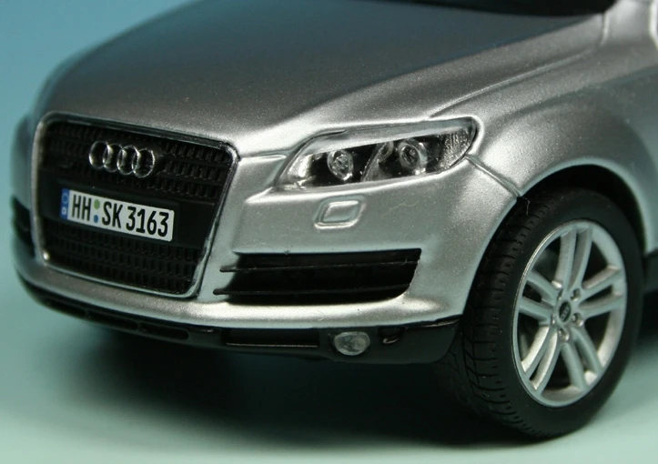 Schuco Audi Q7 4.2 FSI (2005) "Audi Werbemodell" 3 Schuco Audi Q7 4.2 FSI (2005) "Audi Werbemodell" – Bild 3