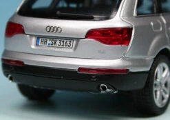 Schuco Audi Q7 4.2 FSI (2005) "Audi Werbemodell" 11 Schuco Audi Q7 4.2 FSI (2005) "Audi Werbemodell" -Schuco 905006 Schuco Audi Q7 4 2 FSI 2005 Audi Werbemodell z5