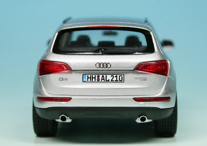 Schuco Audi Q5 3.0 TDI (2008) "Audi Werbemodell" 6 Schuco Audi Q5 3.0 TDI (2008) "Audi Werbemodell" – Bild 6