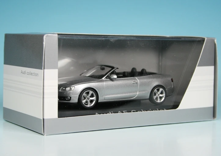 Schuco Audi A5 3.0 TDI Quattro Cabriolet (2009) "Audi Werbemodell" 7 Schuco Audi A5 3.0 TDI Quattro Cabriolet (2009) "Audi Werbemodell" – Bild 7