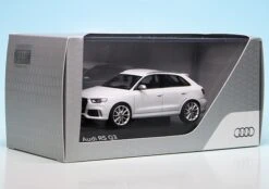 Schuco Audi RS Q3 (2013) "Audi Werbemodell" 13 Schuco Audi RS Q3 (2013) "Audi Werbemodell" -Schuco 905069 Schuco Audi RS Q3 2013 Audi Werbemodell z7