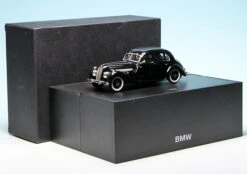 Schuco BMW 335 Limousine "BMW Classic" -Schuco 906018 schuco bmw 335 limousine bmw classic 6