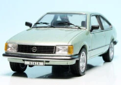 Schuco Opel Monza A "Opel Car Collection" -Schuco 918057 schuco opel monza a opel car collection 2