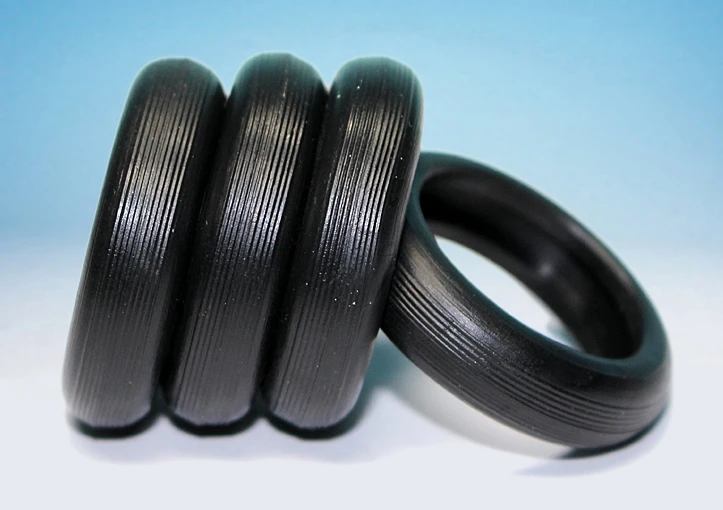 Schuco Reifensatz Mit Rillenprofil 3 Schuco Reifensatz Mit Rillenprofil – Bild 3