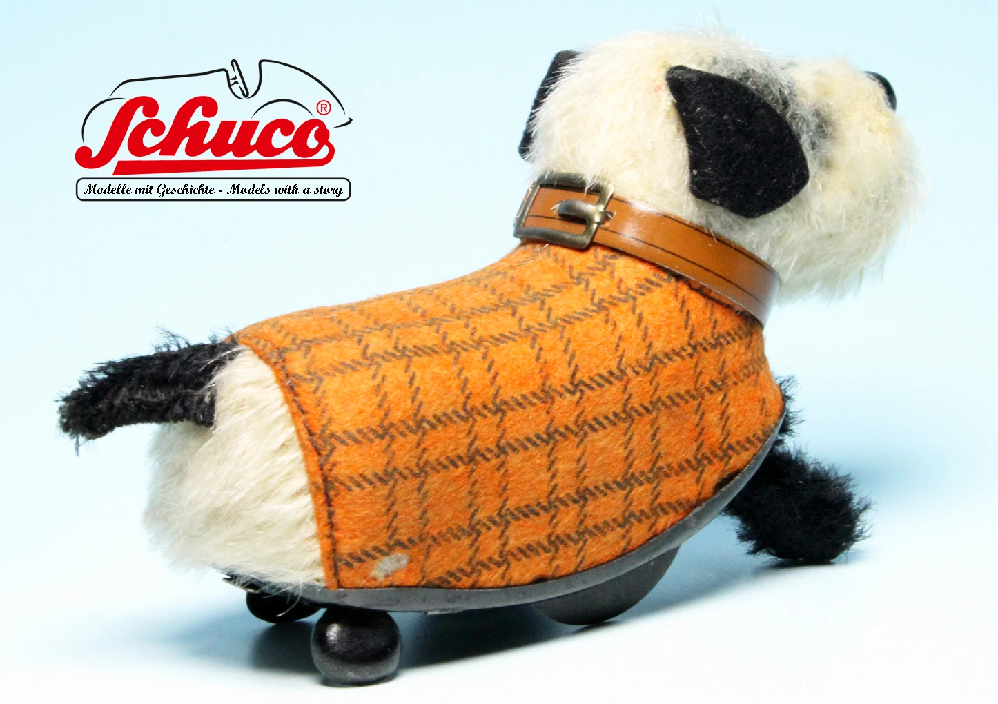 Schuco Laufhund Fox-Terrier 746 2 Schuco Laufhund Fox-Terrier 746 – Bild 2