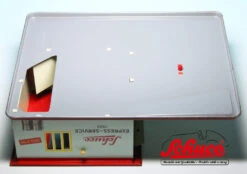 Schuco Mirakocar Express-Service Station 1502 Tankstelle "Shell" 28 Schuco Mirakocar Express-Service Station 1502 Tankstelle "Shell" -Schuco mmg0350 schuco mirakocar expressservice station 1502 tankstelle shell 13