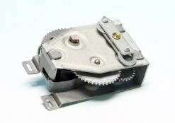 Schuco Uhrwerk (Läutwerk/Hupe) -Schuco schet113 schuco uhrwerk laeutwerkhupe 2